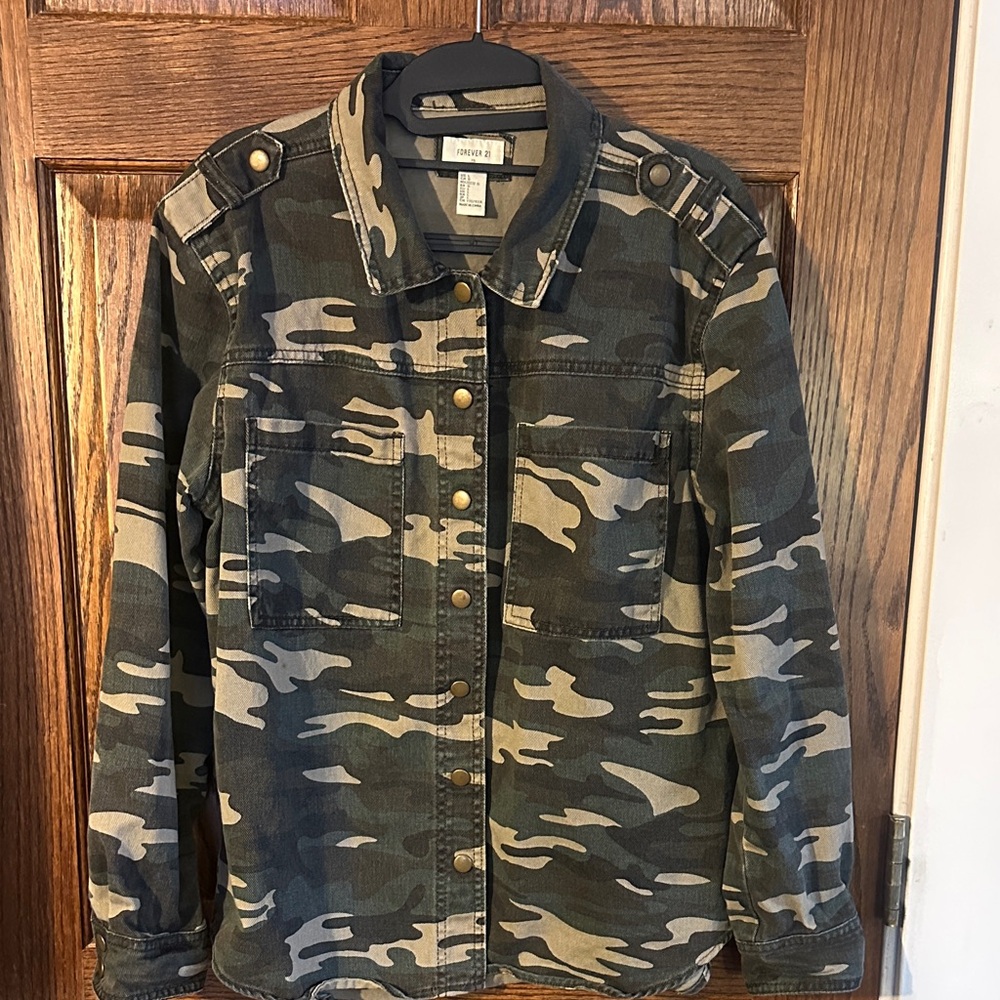 Forever 21 Camouflage Button Down Shirt